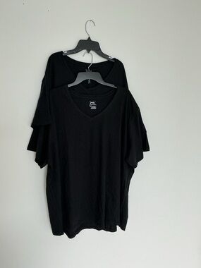 Just My Size Black Short Sleeve V-Neck Tee
